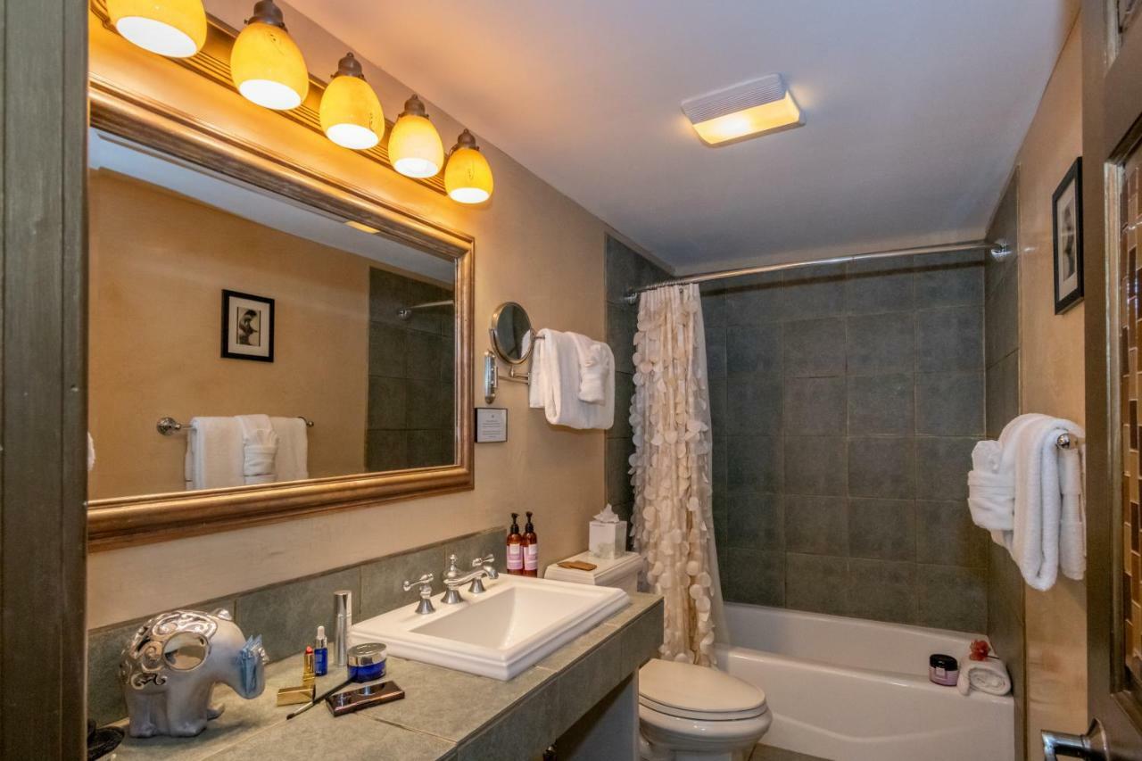 Luxx Boutique Hotel